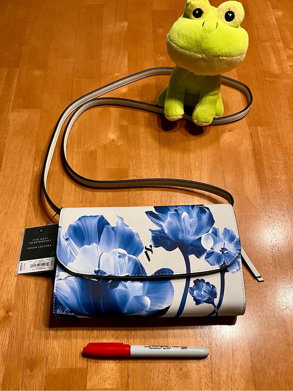 Simply Vera Vera Wang Blue Floral Crossbody Bag - Picture 6 of 8